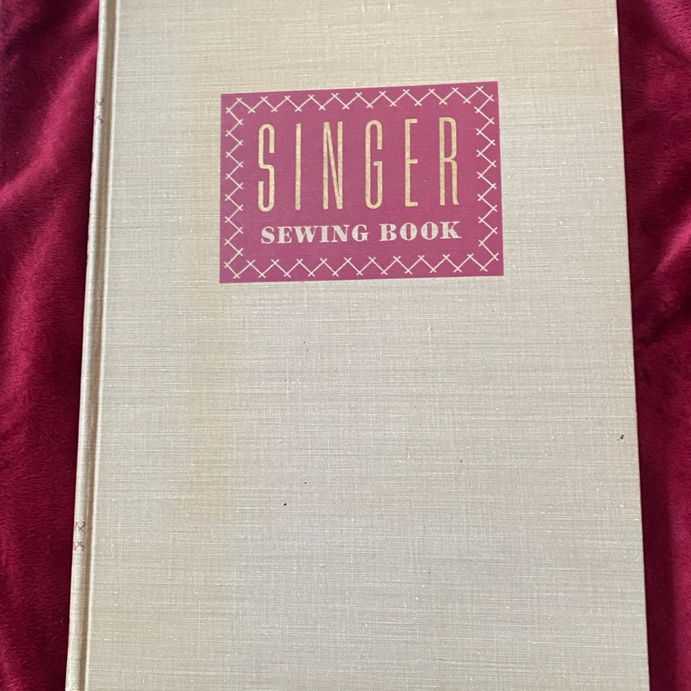 1949 Singer Sewing Book
